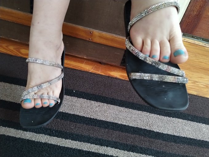 @GoddessNikFrost  Who likes my little chubby #toes? Id love to tell you all the ways i can take your<a class="tags" href="/tag/goddessnikfrost">@goddessnikfrost</a><a href="/tag/toes"class="tags">#toes</a><a href="/tag/footfetish"class="tags"><span>#footfetish</span></a><a href="/tag/feet"class="tags"><span>#feet</span></a><a href="/tag/money"class="tags"><span>#money</span></a><a href="/tag/paypig"class="tags"><span>#paypig</span></a>