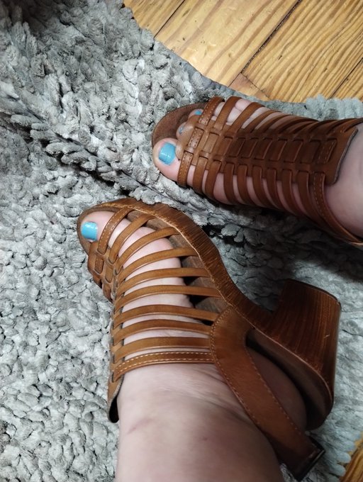 @GoddessNikFrost  Who likes my little chubby #toes? Id love to tell you all the ways i can take your<a class="tags" href="/tag/goddessnikfrost">@goddessnikfrost</a><a href="/tag/toes"class="tags">#toes</a><a href="/tag/footfetish"class="tags"><span>#footfetish</span></a><a href="/tag/feet"class="tags"><span>#feet</span></a><a href="/tag/money"class="tags"><span>#money</span></a><a href="/tag/paypig"class="tags"><span>#paypig</span></a>