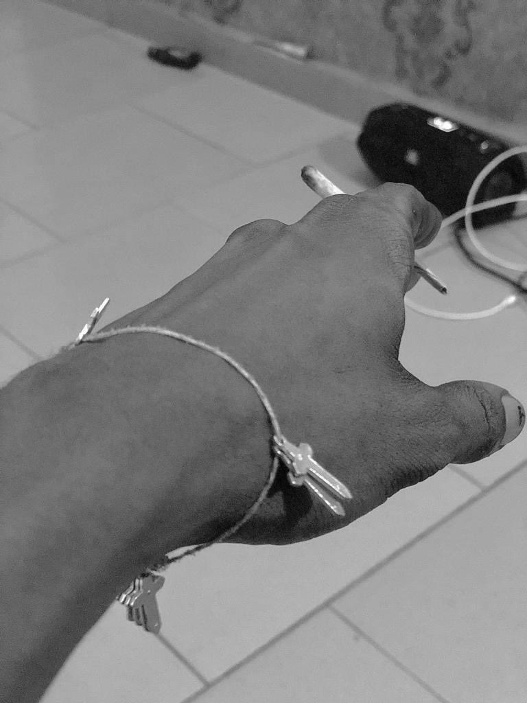 clasp_joshua's tweet image. Stay real, or stay the fuck away from me.