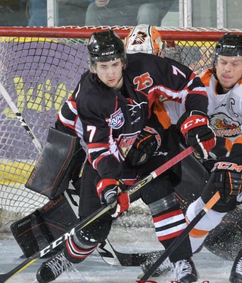 RDPKingsHockey's tweet photo. @RDPKingsHockey is very proud to announce the commitment of Defensemen, @JarodNewell16. After a 5-year @TheWHL and @TheAJHL Junior career, the former @TCAmericans, @WHLWpgICE, and @camrosekodiaks blue-liner will join the ACAC Champion Kings next fall. @RDP_Athletics @ACAC_Sport https://t.co/2DzWvxQWvS