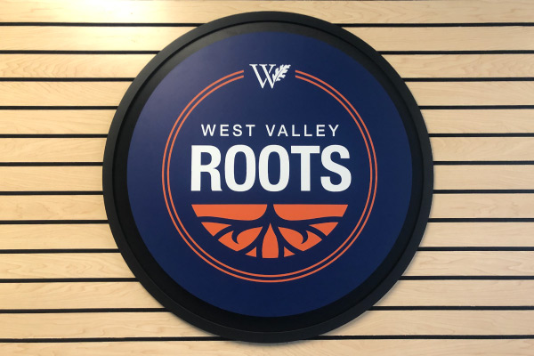 WVMCCDcomms's tweet photo. ROOTS is a food share program to feed WVC students and the local community.

Lower Campus Center
(between the Bookstore and the Veteran’s Resource Center)

Hours
Monday – Thursday | 10:00 AM – 4:00 PM https://t.co/V51K20alIu
