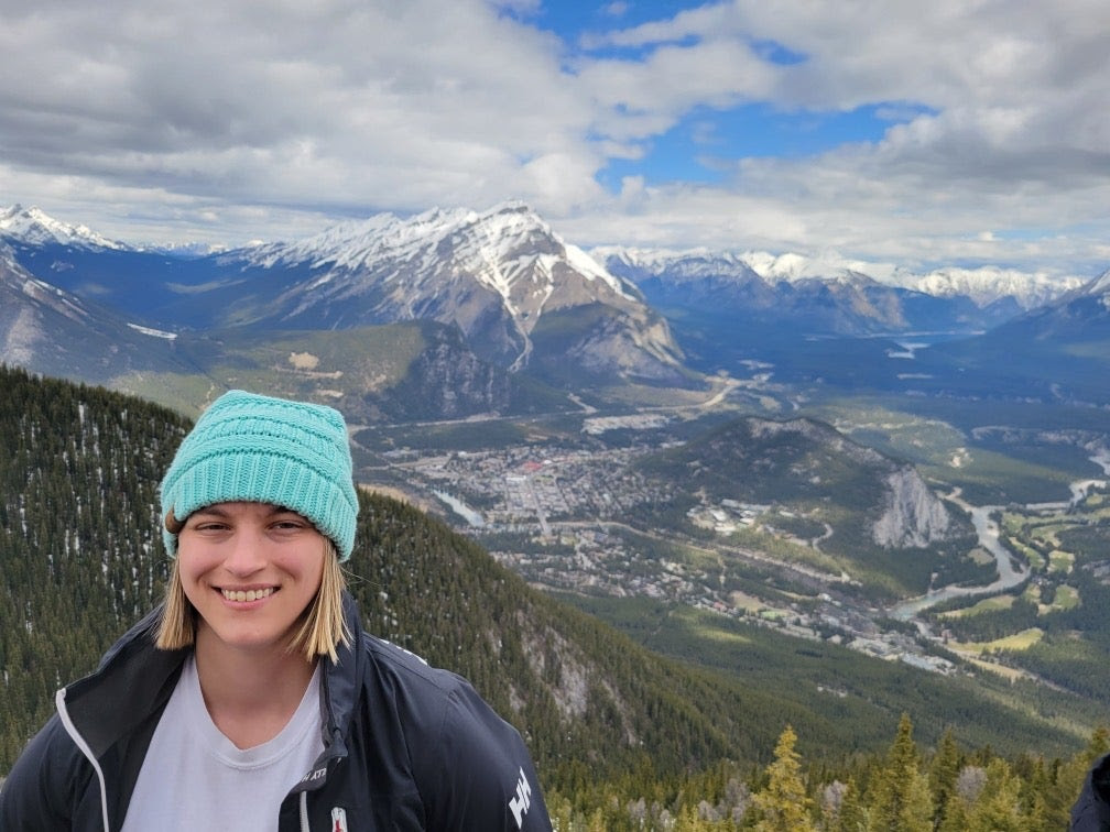 Join us today for Delaney Bishop's Thesis Proposal on "Hydrometeorological Controls on Transpiration in a Semiarid, Snow-dominated Watershed". Delaney will be presenting in RUCH 103 at 3pm. See you there!