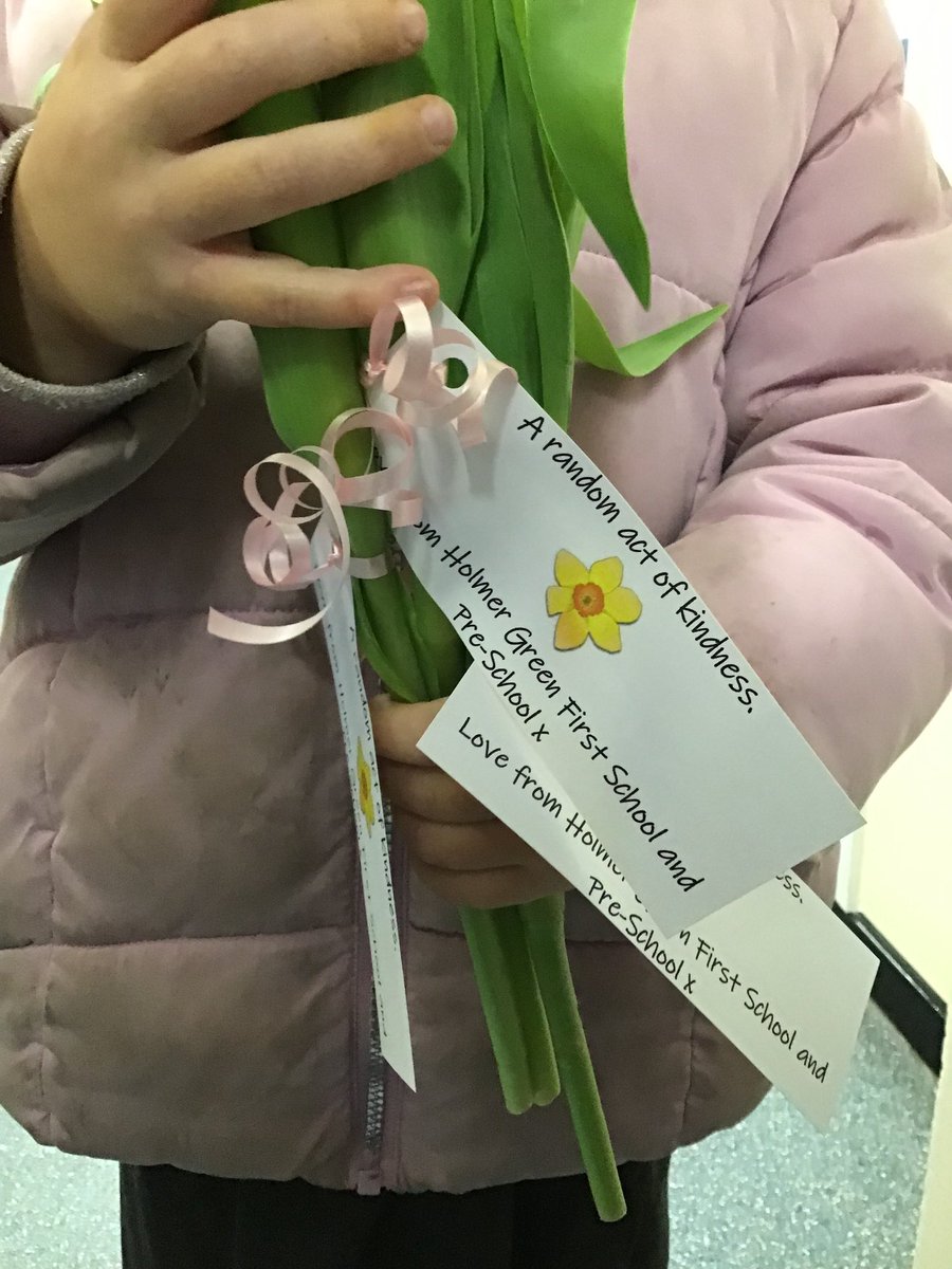 HGFSchool's tweet photo. We had a lovely afternoon sharing kindness around our village 💕 https://t.co/zpy5jIvzO3