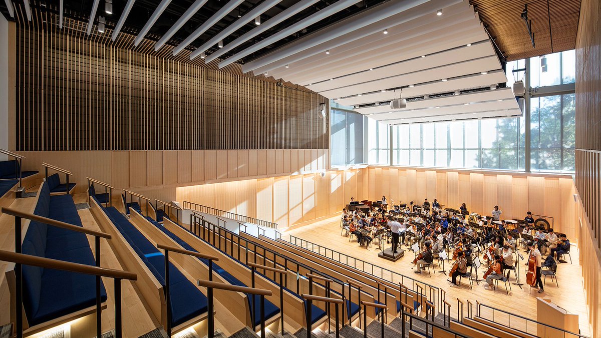 In celebration of #worldtheatreday we're happy to share a new addition to our portfolio - a beautiful new performing arts center at Peddie School in NJ! Acentech's team provided acoustics and AV system design. 
Read more here: acentech.com/project/peddie…