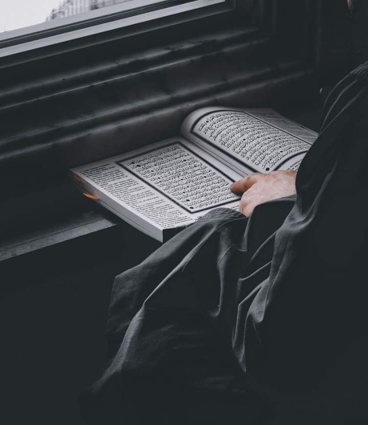a____1mo's tweet photo. 🌼..
"وَوجدتُ في القُرآنِ كُلَّ رعايةٍ
 وُوجدتُ فيه العِزَّ والتْوفيقَ". https://t.co/ShFGyCIxHr