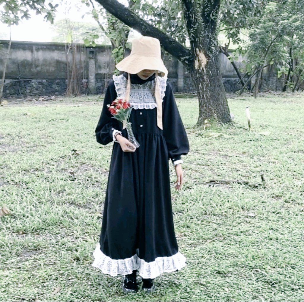 deevynfh's tweet photo. ini baju lebaran aku tahun lalu, asli nya lebih bagus dari foto https://t.co/sJvrNG7Mtd