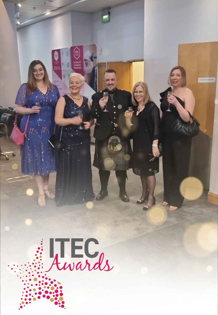 Baillie88's tweet photo. Team #Bield attending the #ITEC2023 awards night
#Finalists #TEC  #transformation  @BieldScotland https://t.co/LfnjTuuwRk