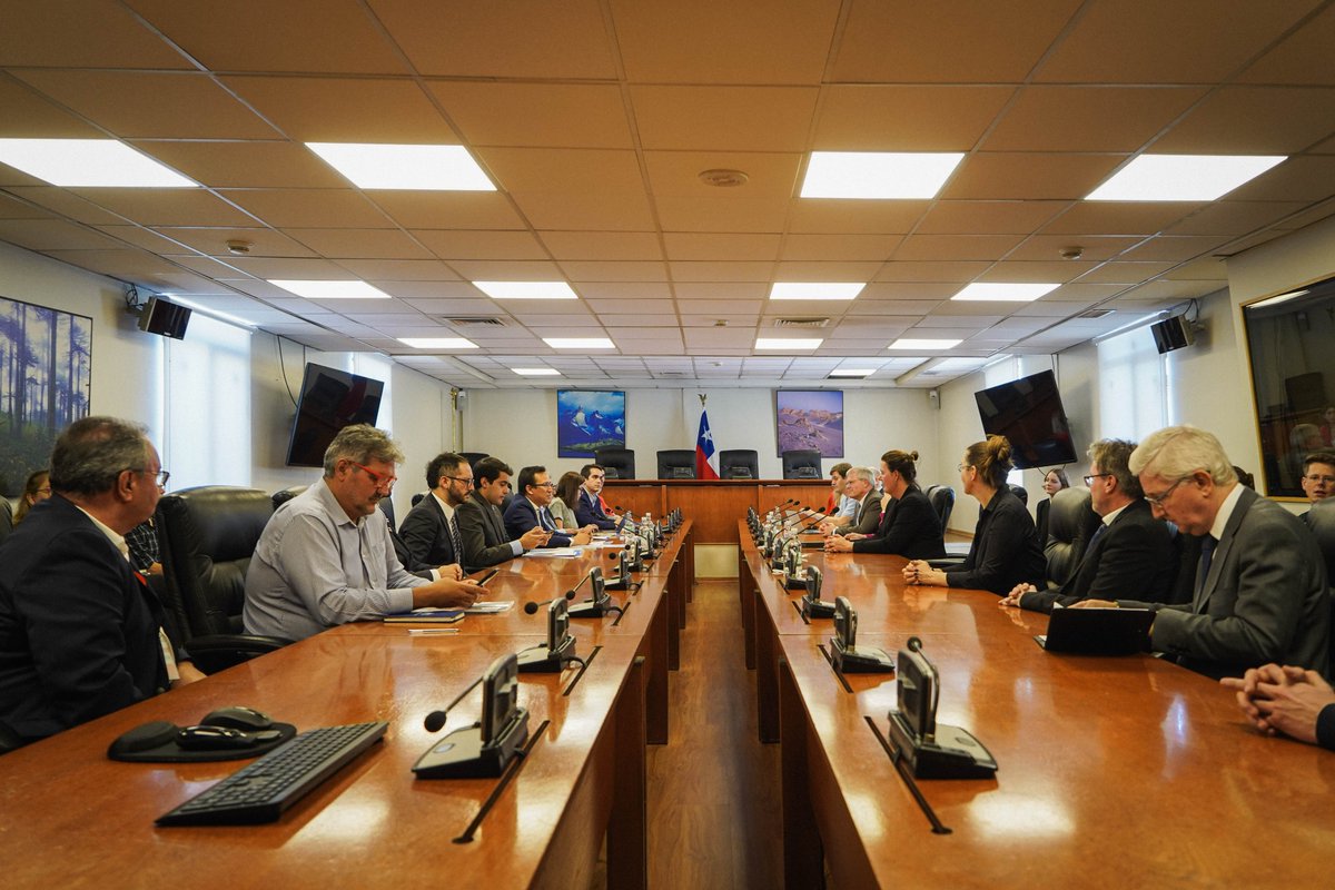 Hoy inició en Santiago la quinta ronda de negociaciones para la Modernización del Acuerdo existente entre Chile y la Asociación Europea de Libre Comercio (EFTA, por sus siglas en inglés), que está conformada por Suiza, Noruega, Islandia y el principado de Liechtenstein.