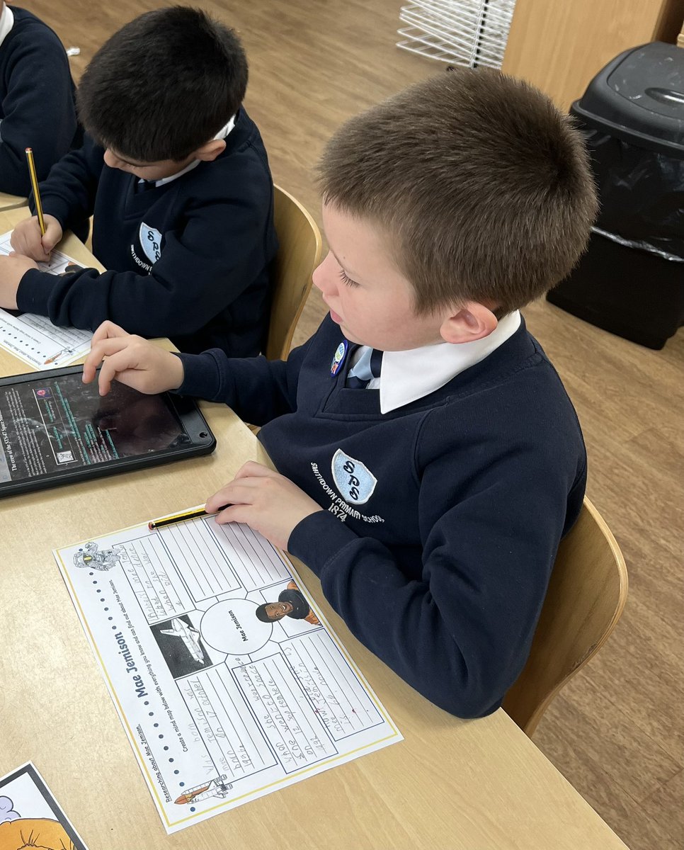 SmithdownPrimY2's tweet photo. Today, we used IPads to research all about Mae Jemison (The first African American woman to go into space!). All in preparation for writing our biographies! #smithdownEnglish #workinghard #2SR https://t.co/kUEsp2wLad