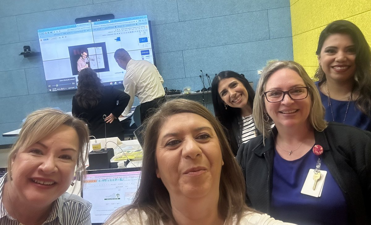 Diving into our “WHYs” <a href="/engage_learning/">engage2learn</a> Professional Learning @AlvaradoMonica7 <a href="/MaldonadoHCISD/">Jennifer Maldonado</a> <a href="/MMtzHCISD/">Maria Martinez</a> <a href="/KristalGracia/">Kristal</a> 
#HCISDProud