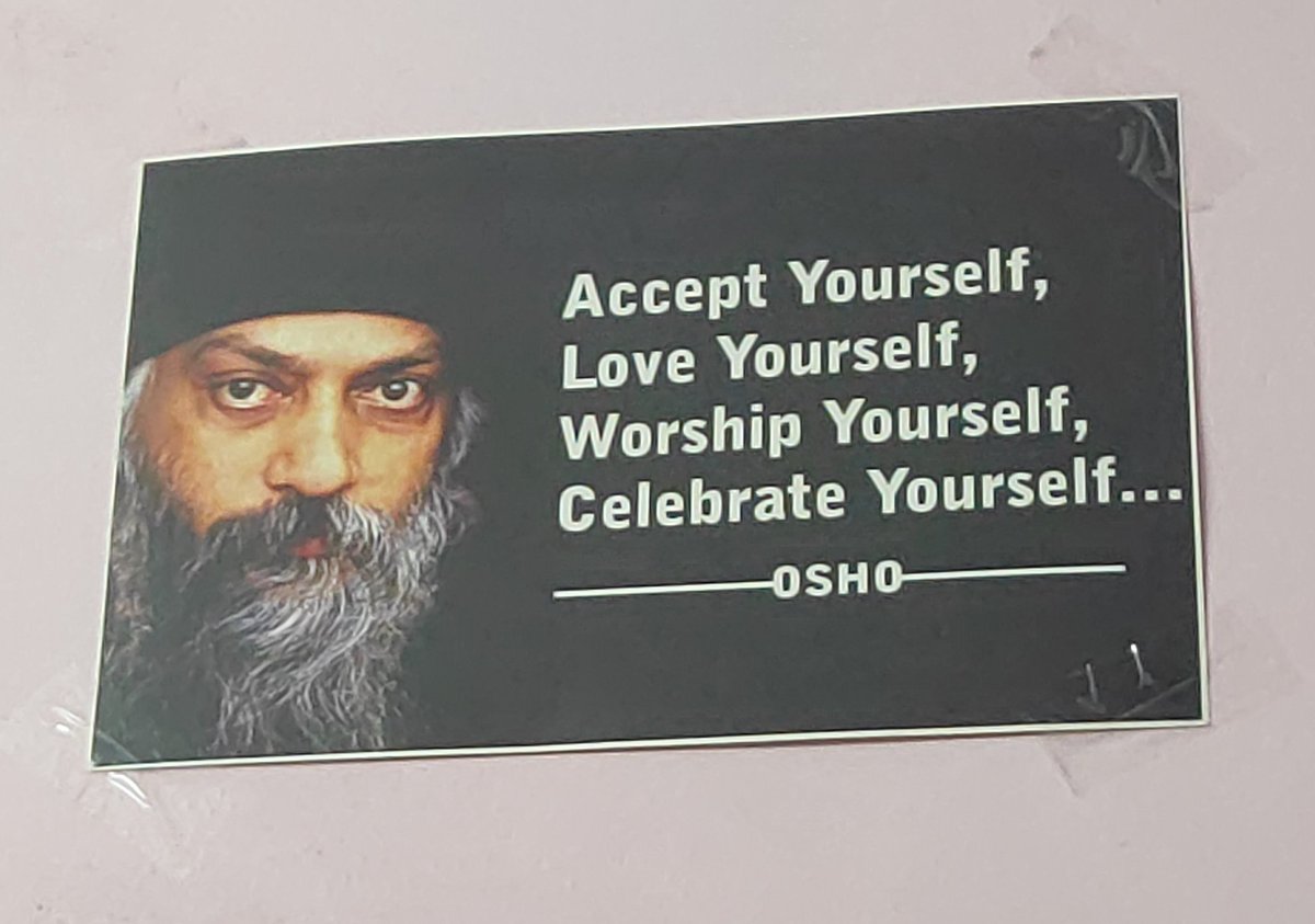sharma_mitish's tweet photo. @thinkschoolbot This poster on my front wall.
-Accept as how i am,
-Love myself, my dreams,
-Worship and Hard work towards that;
-Celebrate daily achievements.
.
Repeat it daily and mention in my dairy. https://t.co/jYkiM9tun5