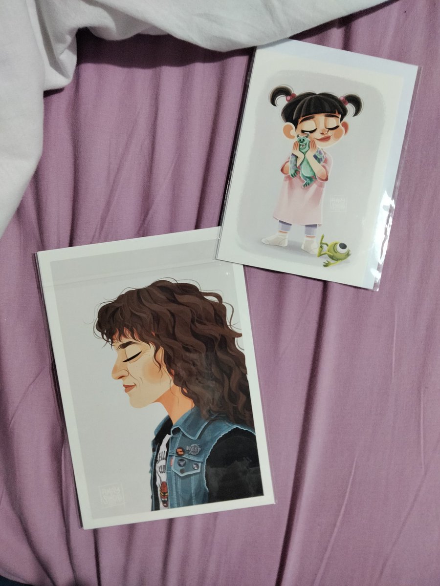 rhizziemayhew's tweet photo. the incredible art that we have been able to see and purchase this weekend 😍 @leuwkings_FR @amaysancha @JohStark_Art @alaspell https://t.co/csiJcPsh9E