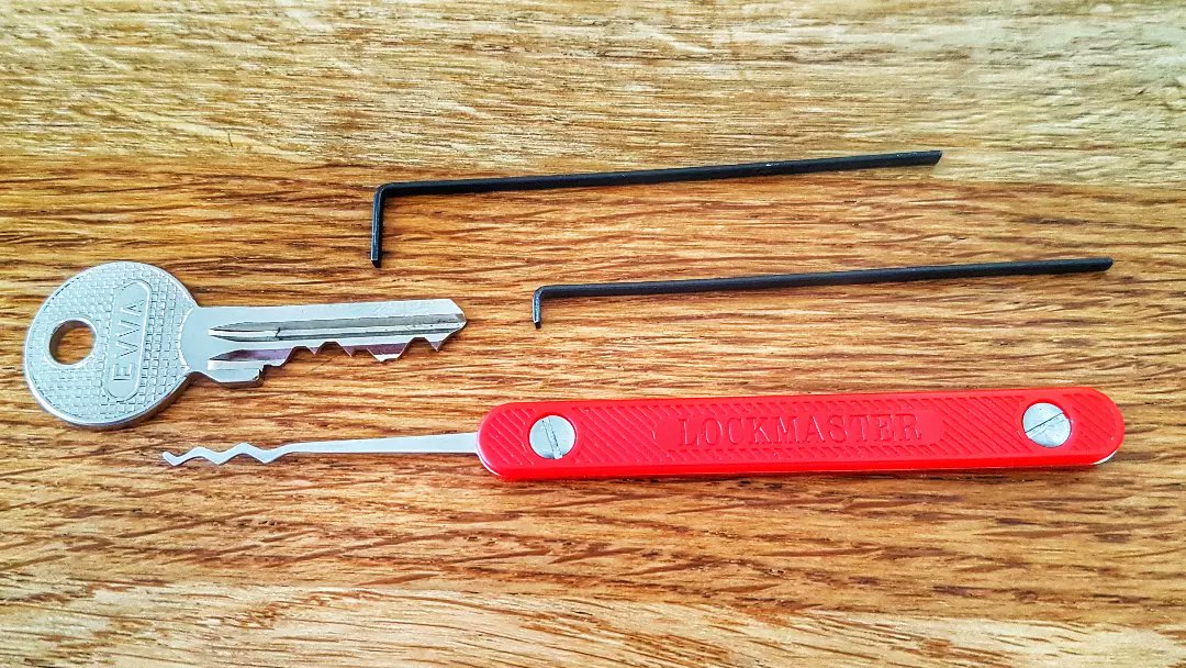 Alpha Centauri Lockpicking tweet media