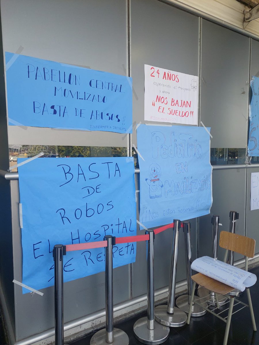 FedeprusM's tweet photo. Acompañando a nuestra Base del Hospital Padre Hurtado en las demandas que están levantado al @ministeriosalud 
Esperamos que la reunión con Subsecretario de Redes Asistenciales @AraosFernando , tenga resultados positivos. 
@ximenaguilera 

#trabajodigno #salud #hph https://t.co/jwrsPTWdHx