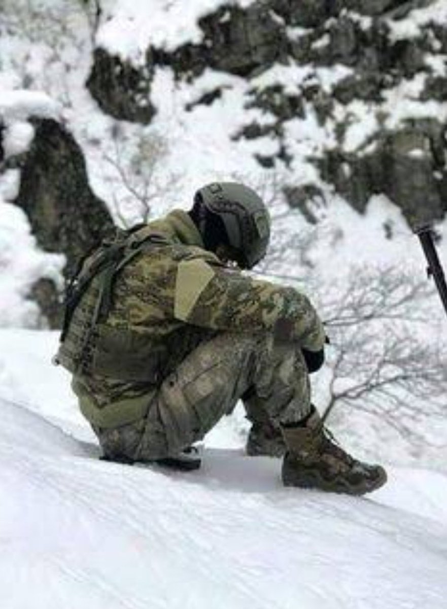 1980 Darbesinden bu yana Astsubaylar çalışanı ve emeklisi ile üzgün. Hakları yendi. Tazminat hakkımızı verin artık. Saygılar. 🇹🇷 #OyumuzHakkımıza <a href="/RTErdogan/">Recep Tayyip Erdoğan</a> <a href="/suleymansoylu/">Süleyman Soylu</a> @yilmaz_ismet58 <a href="/mustafaelitas/">Mustafa Elitaş</a> <a href="/AhmetAYDIN_02/">Ahmet AYDIN</a> @Hulusi__Akar <a href="/NureddinNebati/">Dr.Nureddin NEBATİ🇹🇷</a> <a href="/DurgenHamza/">Hamza DÜRGEN</a>