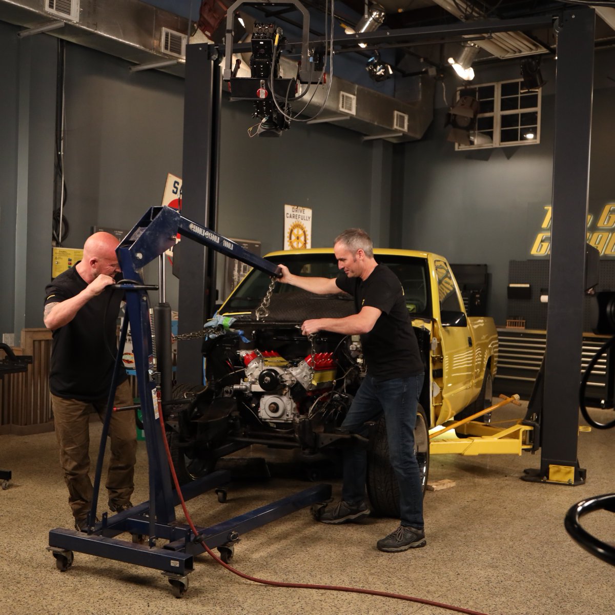 Two Guys Garage tweet media