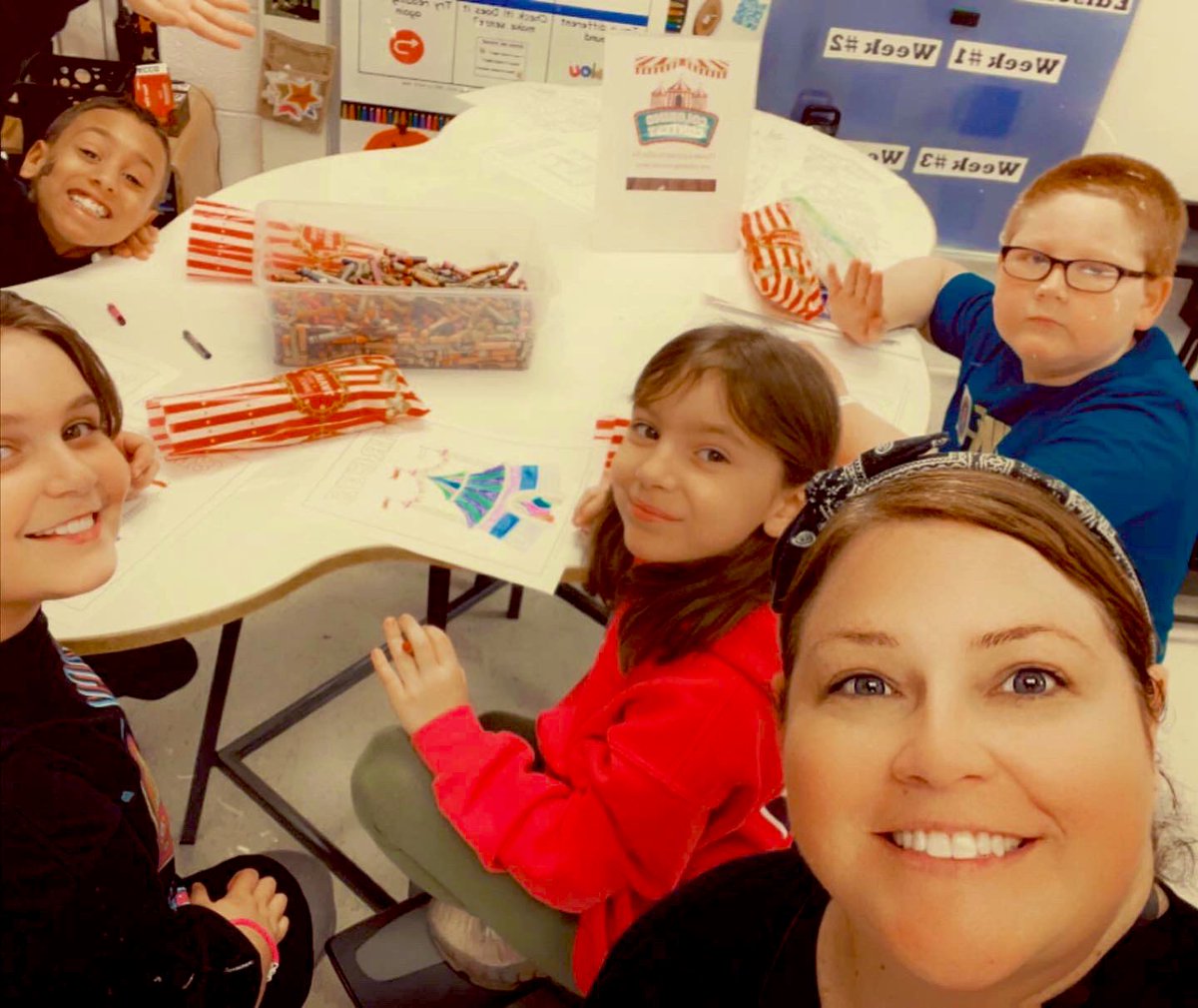 parenteauteach's tweet photo. We had a BLAST at our 3rd grade carnival! Students earned tickets to play games by working and trying hard during our test prep boot camp days. @mrstfrazier is a true ring leader 🍿🎪 #edisonshines https://t.co/mXgCr6cDfT