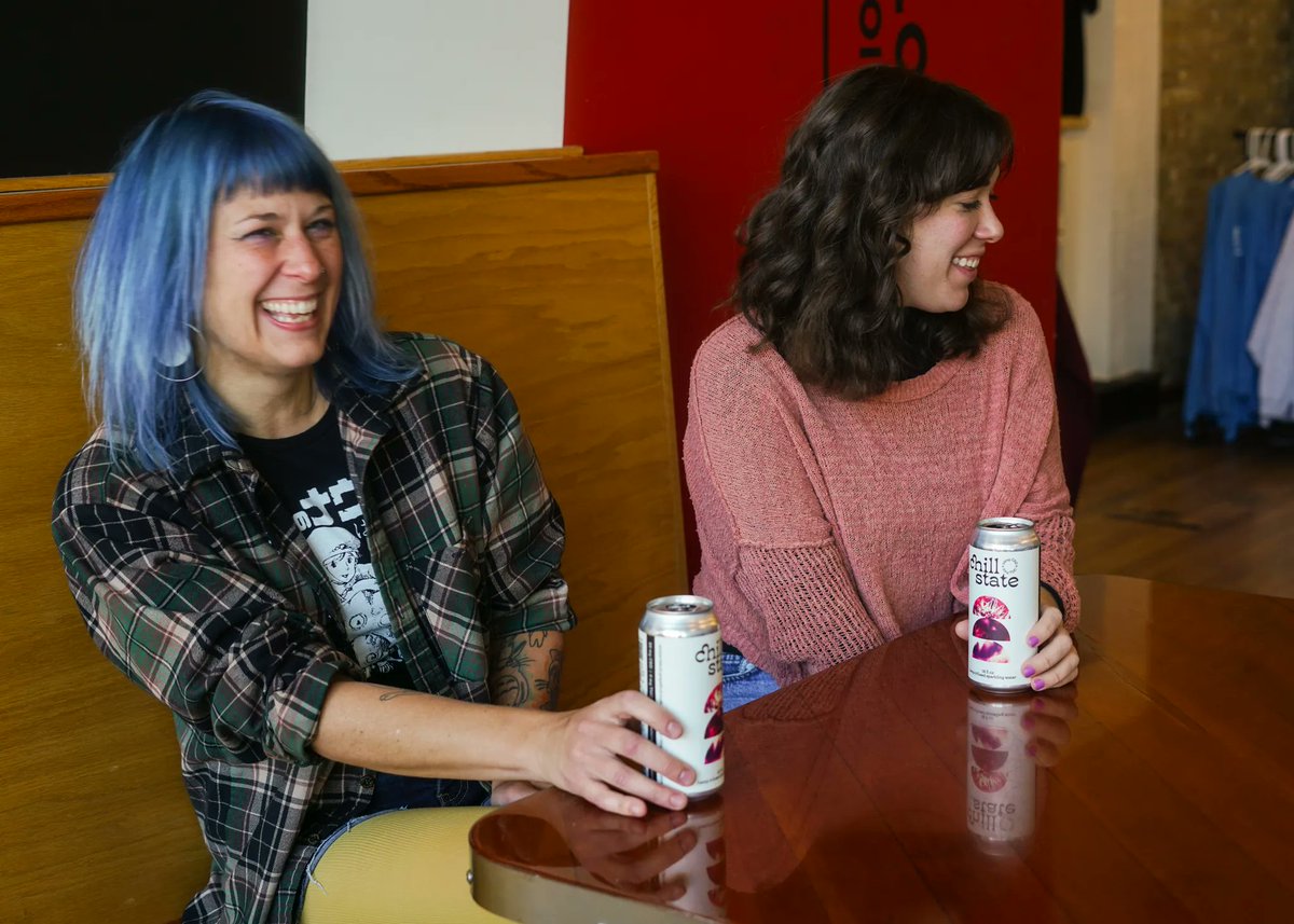 DrinkChillState's tweet photo. Chill State Collective is hiring for a Territory Sales Manager! Help us sell our portfolio of flower-powered beverages and be part of growing this new beverage category in Minnesota.

Apply today → https://t.co/9IgsLOzhMS 

#NowHiring #MplsJobs https://t.co/Snog9dNsdp
