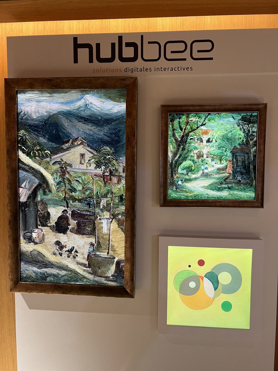 Just finished installing my booth at the <a href="/MuseeLouvre/">Musée du Louvre</a> where we are showcasing the most realistic frames in world premiere! 
These actually look like paintings 🖼️ 
Come check them out <a href="/salonsitem/">SITEM</a> if you are in Paris!
<a href="/dartscreens/">DARTscreens</a>