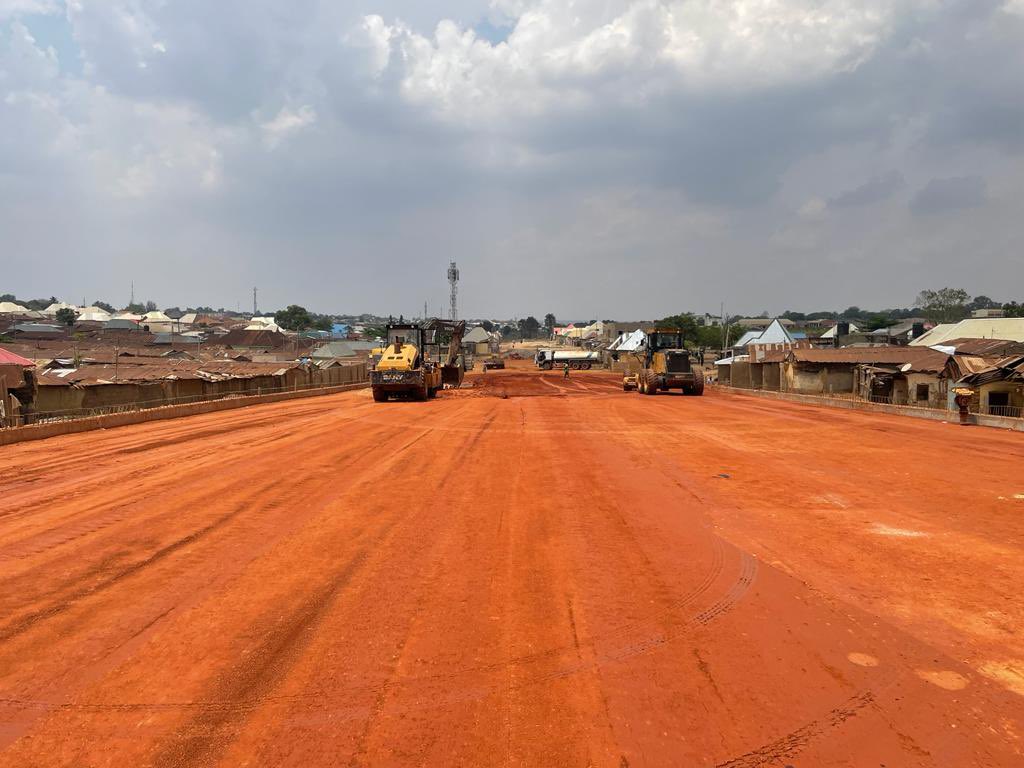 CCECCKADUNA's tweet photo. Dualisation of Rabah road from Arewa house to rigasa train station with overpass at Arewa house and Underpass At Nnamdi Azikwe byepass by @CCECCKADUNA #KadunaUrbanRenewal 

Road 9 : Item of work: filling and compaction CH9+090-9+362 https://t.co/1cxAJT3FcK