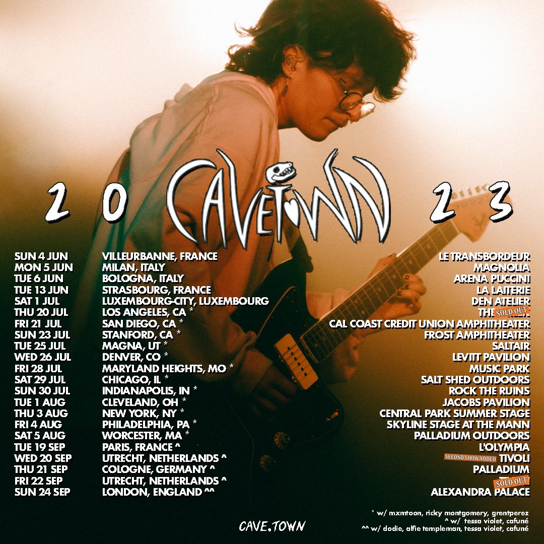 robbie (normal) tweet media