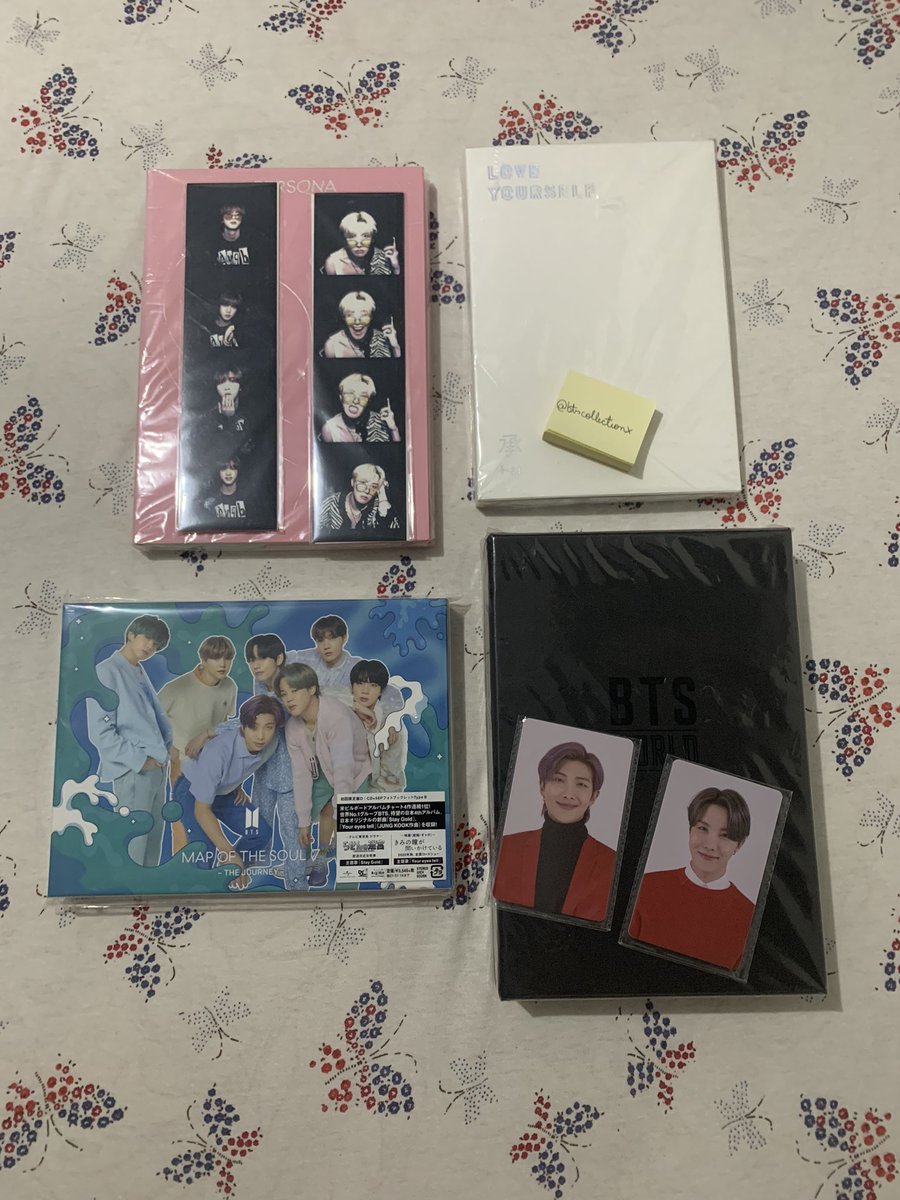 btscollectionx's tweet photo. vendo/venda 

bts world (com lenticular e pôster): 130 
ly her E (sem card): 80 reais
photofilm e cards on:e: 50 cada
persona v1 (desbotado): 40 reais
the journey: 80 reais
revista hobi: 75 reais

• frete incluso
•pix, picpay, mercado pago e transferência
• feedback no fix https://t.co/iyvHzuBmX4