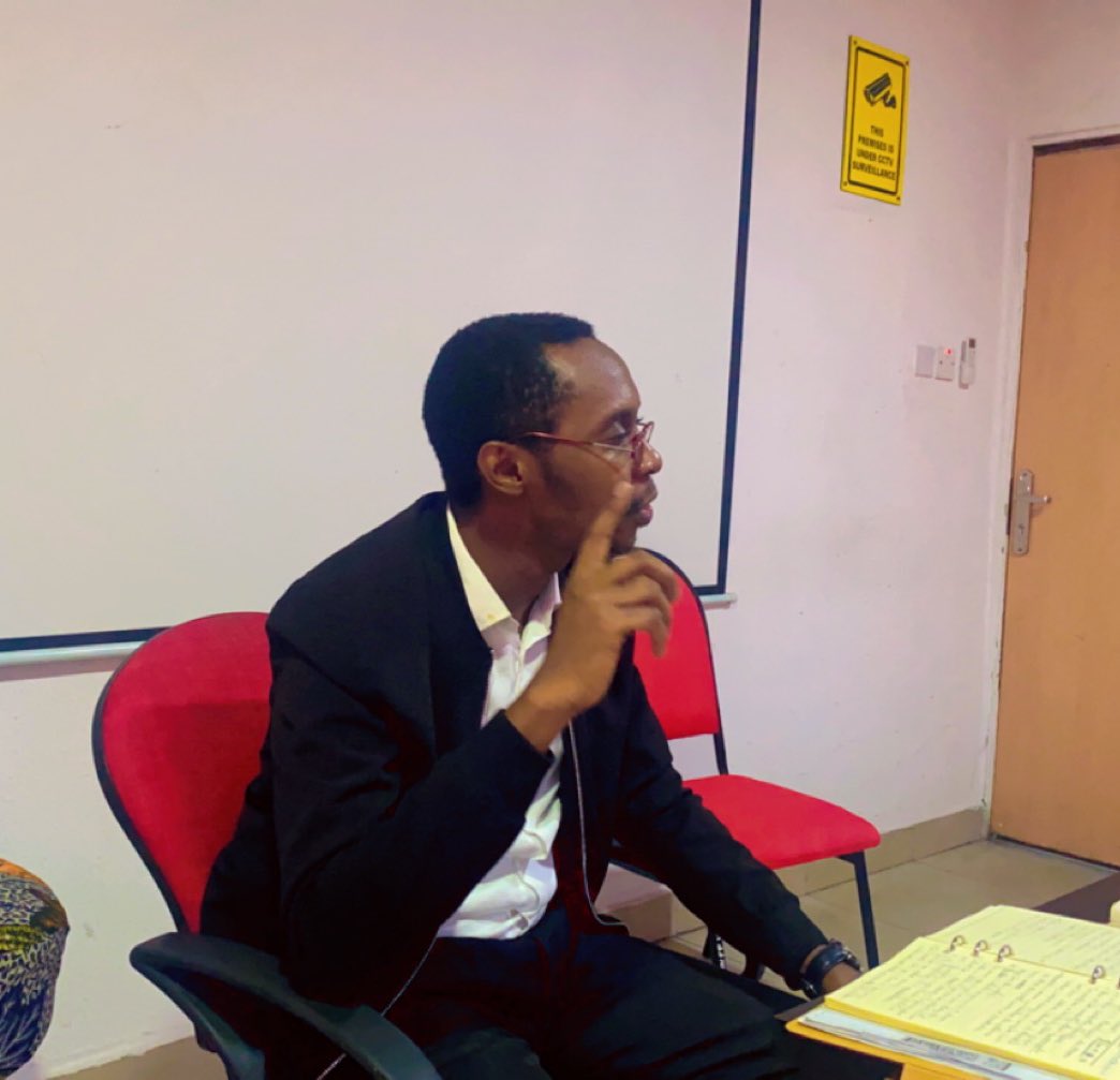 ptemiloluwaola's tweet photo. IF YOU ARE NOT READY TO DO THIS, IT IS BETTER TO REMAIN SINGLE...👇👇👇

That evening, Irewamiri asked me, "I wanted to confirm from you, why did you tell ___ that story while speaking to so and so?" I quietly explained... https://t.co/B9HhWK9L5u