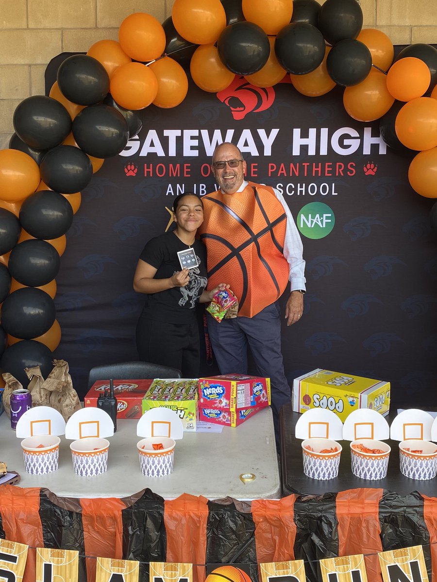 James Long (@jclongap) on Twitter photo Itās our very first senior winner: Prom Queen nominee Liz Lassalle. She made it all the way through 5 rounds. Only 1 round to go! Our final task is a completed FAFSA. <a href="/GatewayPanthers/">Gateway High School</a> Itās our very first senior winner: Prom Queen nominee Liz Lassalle. She made it all the way through 5 rounds. Only 1 round to go! Our final task is a completed FAFSA. <a href="/GatewayPanthers/">Gateway High School</a>