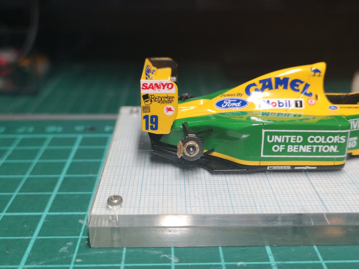 n_mansell2012's tweet photo. ブレーキキャリパーを取りつけました。
思ったより大きがったのでホイールがはまるか心配でしたが、なんとか入りました😅
#43オモロー
#B192 https://t.co/sWJOblZ7u4