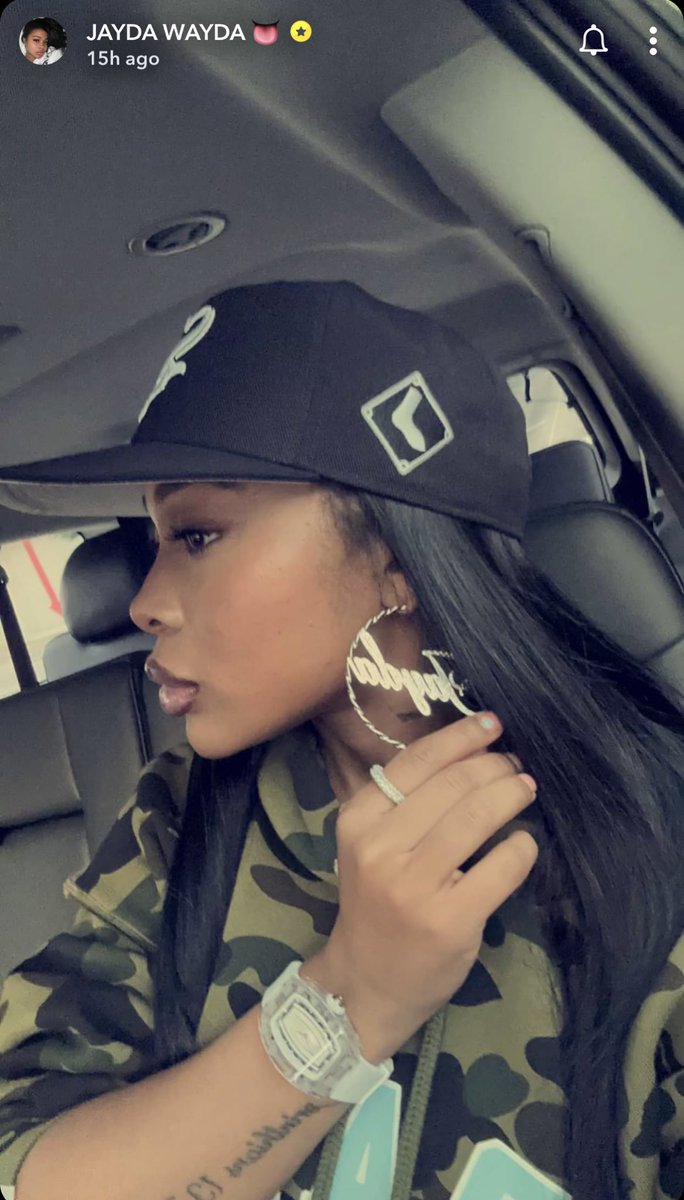 ChaviCierra's tweet photo. Jayda wearing the “Icy Girl Name Hoops” from my business 😍💎

https://t.co/OvBIxjz8HE https://t.co/DcvMq2jDLM