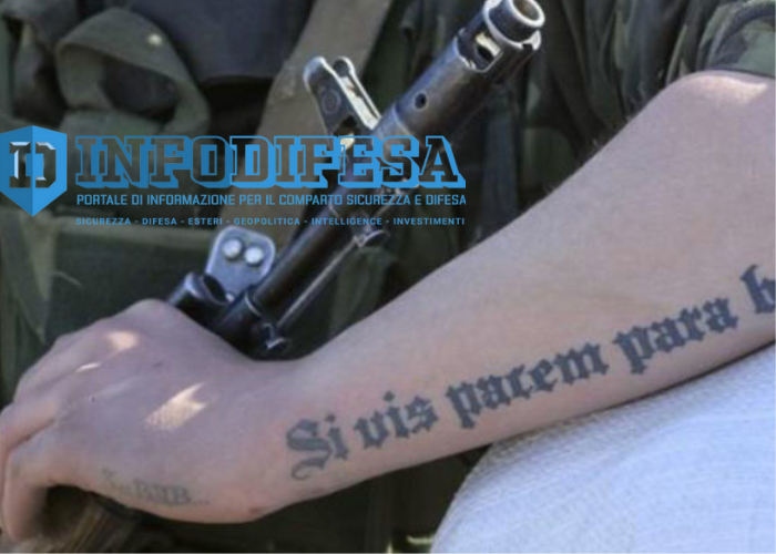 InFoDifesa's tweet photo. I tatuaggi per moltissimi militari sono un segno distintivo e di appartenenza al reparto. Si pensi ad esempio ai ranger o ai paracadutisti della brigata Folgore o della brigata Sassari. Reparti d’élite dove il tatuaggio non è solo un simbolo di

https://t.co/BC2a575FZo https://t.co/34HYOfqz6p