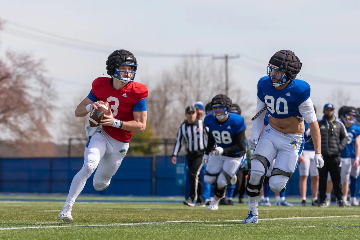 iowa-central-football-on-twitter-rt-zmarker00-spring-ball3