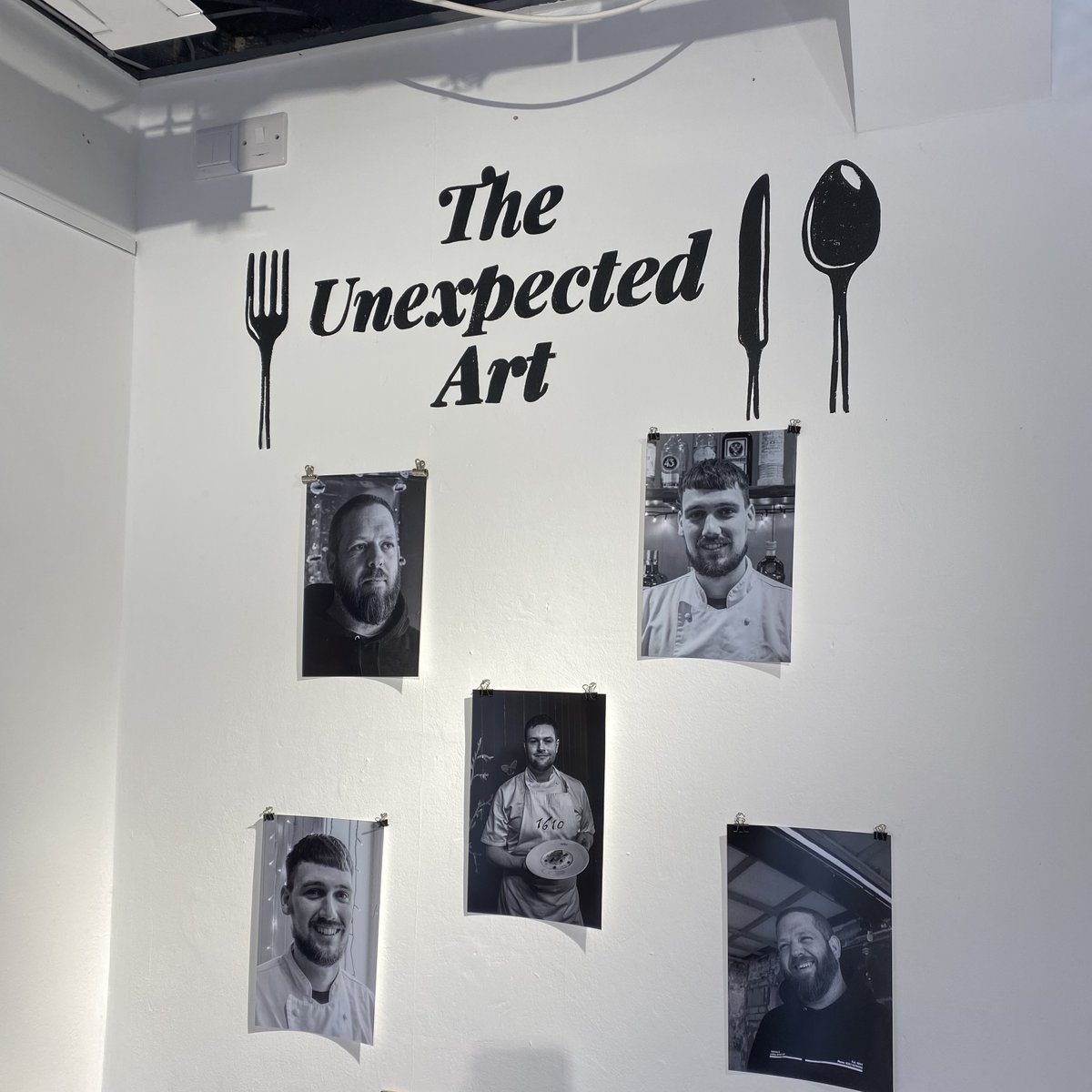 TheStovies's tweet photo. Our current #ConversingBuilding installation is a snapshot of the 22/23 @creativ_spaces team's personal projects.
Creative Spaces Associates Alice Griffin, Emma Forsyth & Morgan Love will share more about their projects at Friday's showcase. Learn more > https://t.co/zZP1E9qfQy https://t.co/E3ukVYDKoq