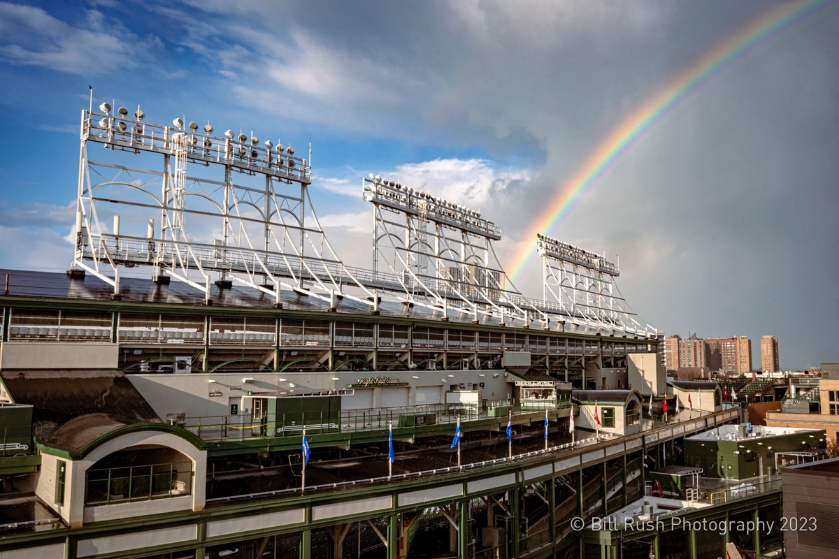 photobrush5's tweet photo. Spring is here, Wrigleyville is starting to buzz, and opening day is just 3 days away! What's at the end of YOUR rainbow? #NextStartsHere
.
.
.
.
#Cubs #ChicagoCubs #WrigleyField #Wrigleyville #Wrigley #rainbow #clouds #skyporn #weathersnaps #ChicagoPhotographer #OpeningDay https://t.co/oBJ6fDJsn0