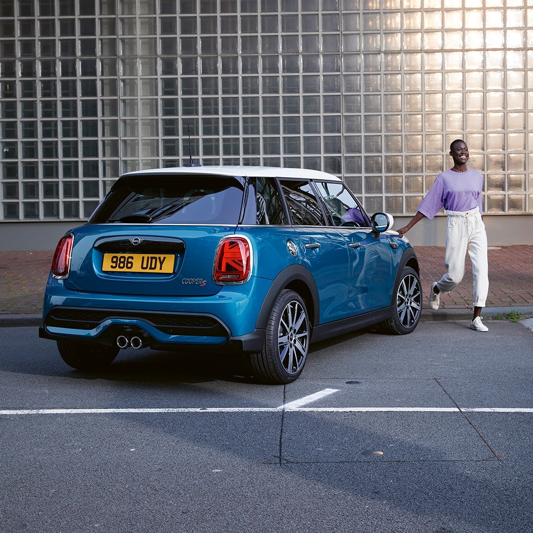 WilliamsMINI's tweet photo. Find your MINI for 2023 at Williams and enjoy one year free car insurance*. That’s clever thinking.

Explore our range of MINIs available to drive away - https://t.co/i8Ov1BVxIh

*For new MINIs ordered 1 January to 31 March 2023. Ts&amp;Cs, exclusions and further eligibility apply. https://t.co/uD3n3hnDGN