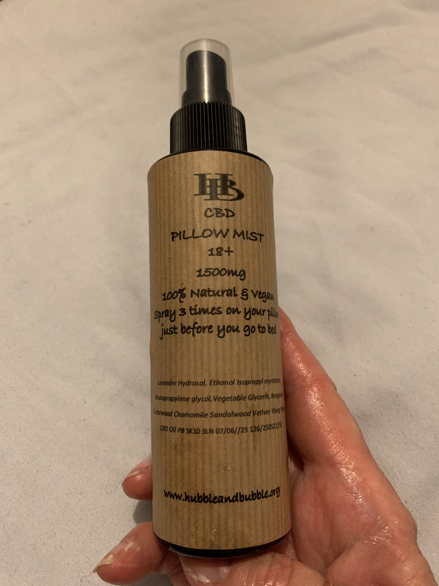 Hubble & Bubble tweet media