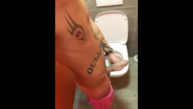 If you really love me, you'll watch my new PornhubModels video: https://t.co/kFZ2bcPrd1 https://t.co