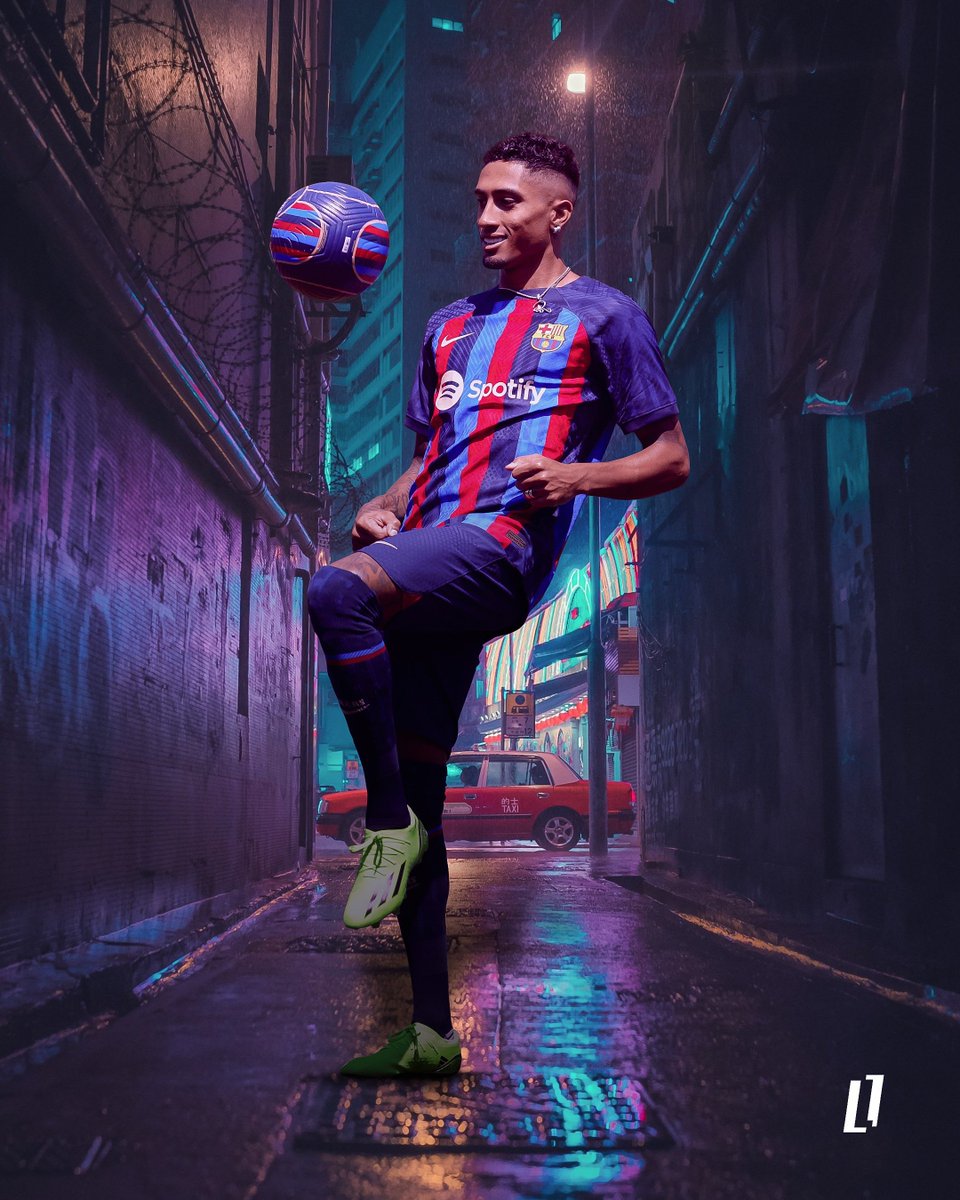 lovicriador's tweet photo. Design pro atleta Raphinha do Barça ❤️
#raphinha #flyer #flyeresportivo #design #designesportivo #designergrafico #designermobile #designer #publi #publicidadeepropaganda #marketing #artevisual #artedigital #marketingdigital #feeddesignrepost #story #likesforlike #like https://t.co/2AAIYEKunE