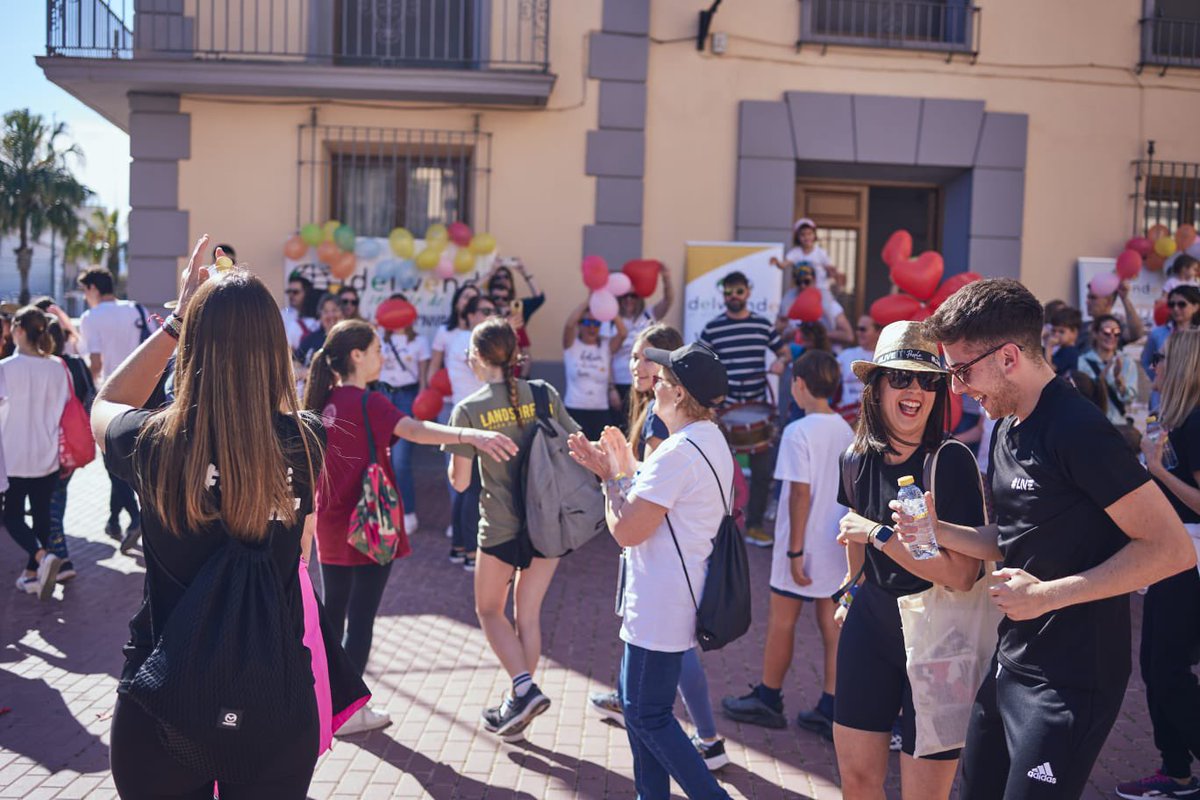 GmAinoha's tweet photo. Ayer tuvo lugar la @magiclineSJD una marcha solidaria a favor de @FJAbandonado y en esta cita tan especial no podía faltar @estrellalevante apoyando la causa 💚⭐️ https://t.co/QeaemCLTOB