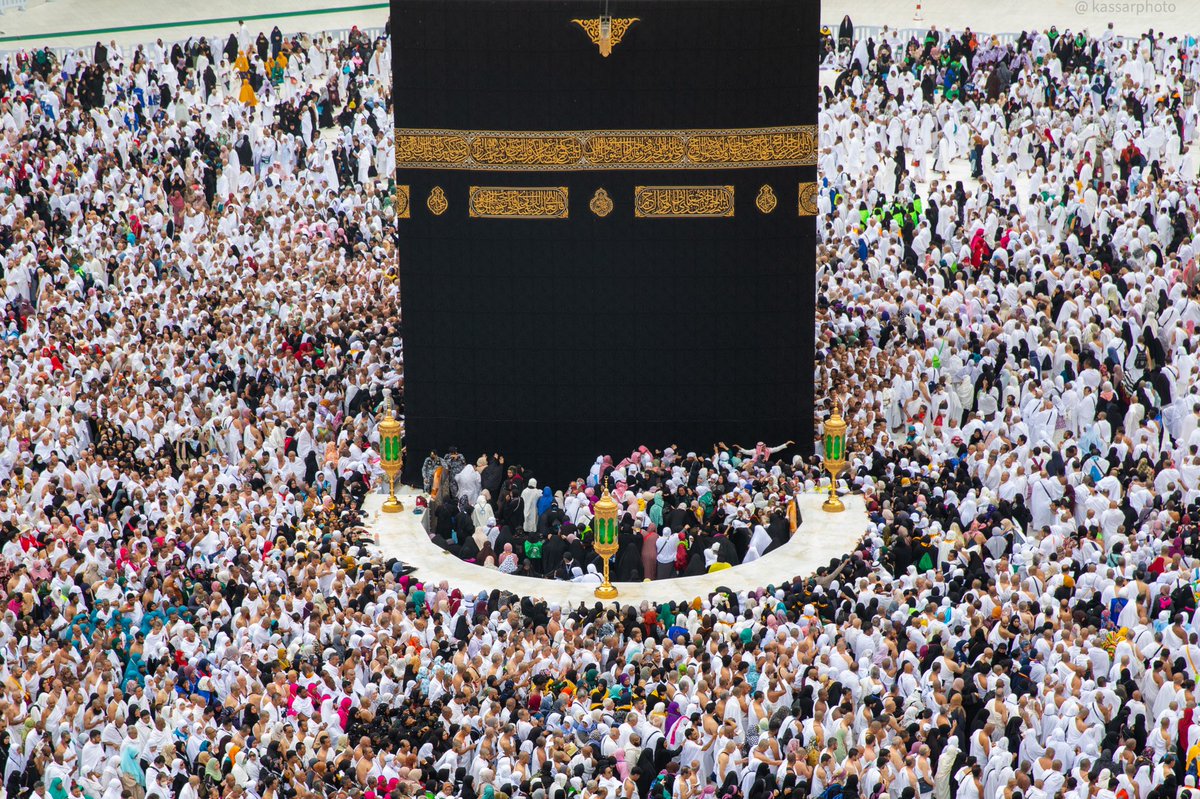 abode_kassar's tweet photo. خاب وخسر من أدرك رمضان ولم يغفر له

#مكة_المكرمة_الان #الحرم_المكي #السعودية #الكعبة_المشرفة https://t.co/oHwNViV5iS