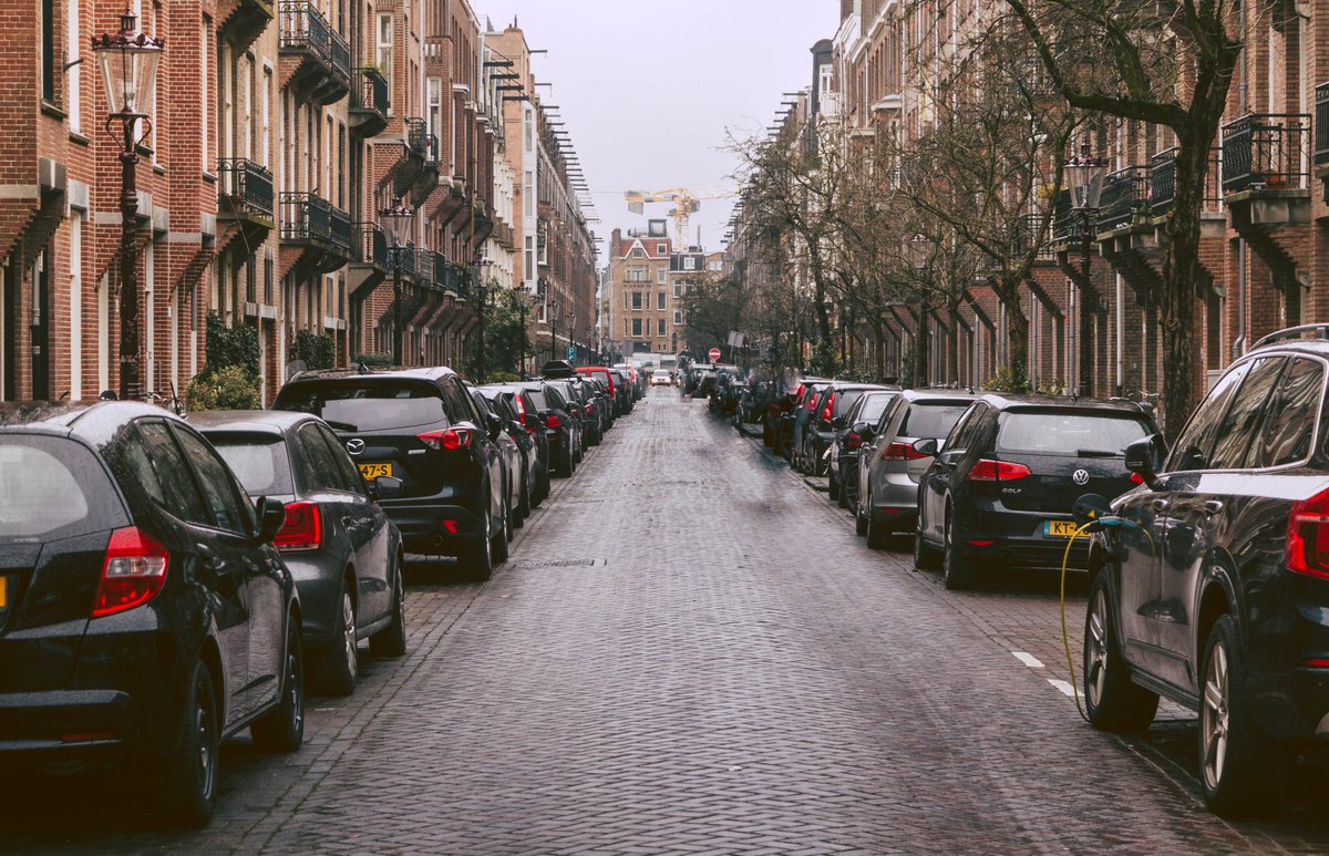In het reizigersonderzoek 2022 van het Ministerie van I&amp;W zagen we dat het aandeel dat gebruikt maakt van een deelauto bijna verdubbeld is in 2022 (van 4% naar 7%)! Ook scoorde SnappCar het hoogst op de nabijheid en het aanbod van deelauto’s in de woonomgeving!