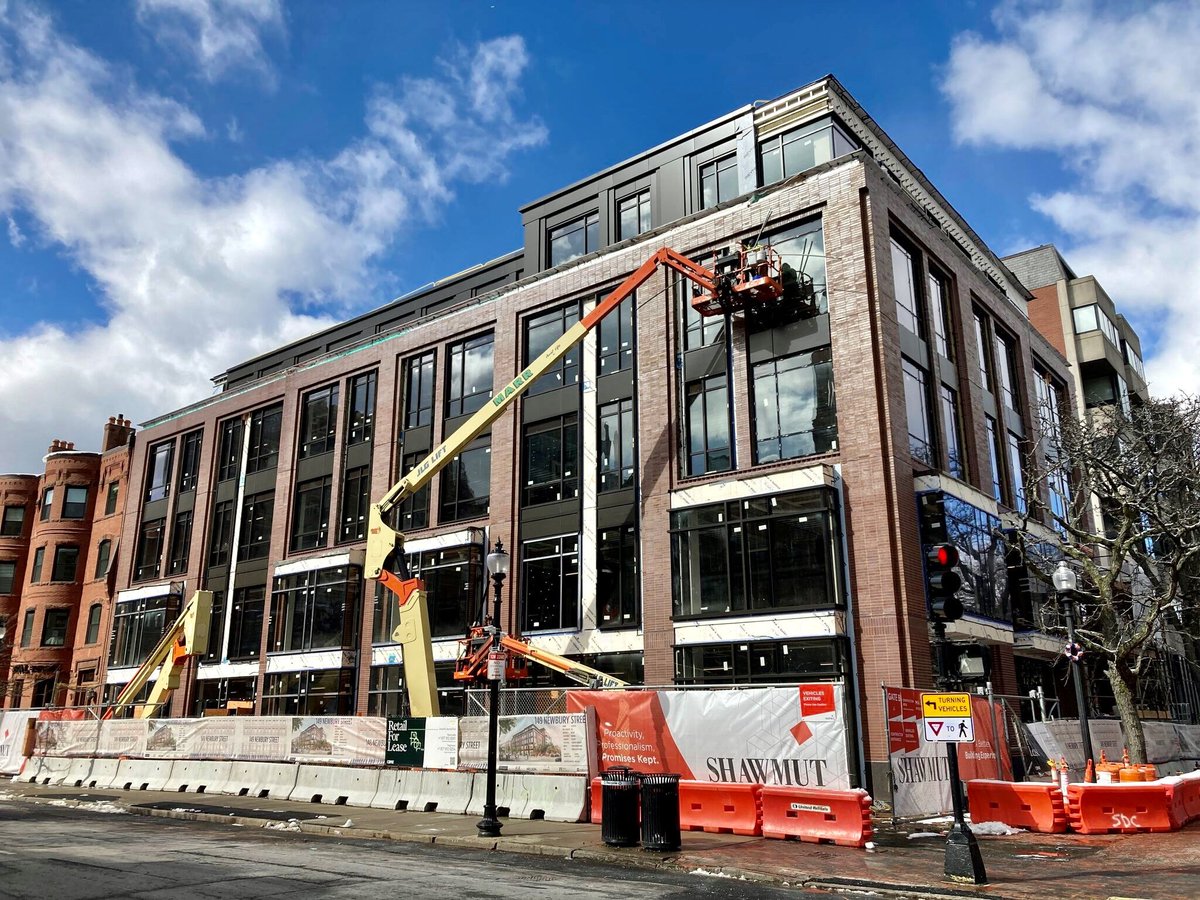 BLDUP's tweet photo. Shawmut Design & Construction is wrapping up exterior construction on 149 Newbury Street in the Back Bay.
https://t.co/eqgpqjBVhs
@Shawmut_Builds BostonConstruction #BostonDevelopment #BackBay #ShawmutConstruction https://t.co/oXr91jlPkN