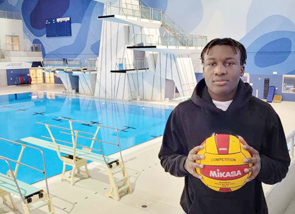 thelatinvox's tweet image. Local athlete Colin Thomas to represent Canada at PanAm Under-17 water polo tournament thelatinvox.com/?p=19478 

#canada, #ColinThomas, #National, #PanAm, #waterpolo, #thelatinvox