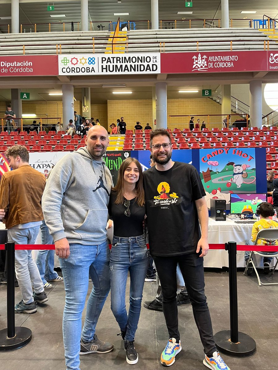BoogySoft's tweet photo. Here we are with two masters of the videogame industry in Spain @ahemj23 and @djpanchi1 always in the organisation of events accompanying Indie studios so they can show their games.
#events #videogames #indiedev https://t.co/lqXpnlixky