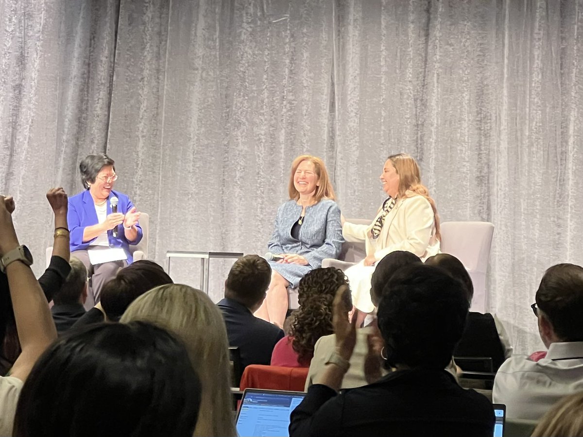 carwhal's tweet photo. our TWO(!) pediatricians in Congress the dynamic duo @RepKimSchrier &amp; @YadiraCaraveo #AAPAdvocacy (let’s go team future pediatrician caucus!!😉) https://t.co/Y3rYkLWbyP