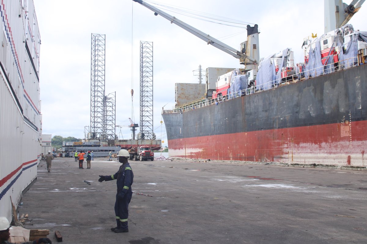 ecmterminalsltd's tweet photo. #ecmt #ports #cargo #vessel #Calabar https://t.co/4jMKCrQzch