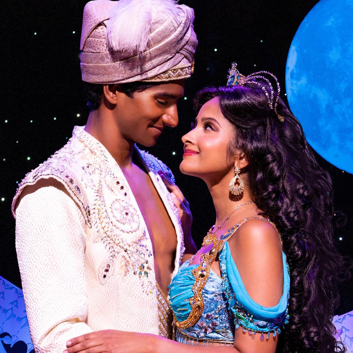 Disney Music (@disneymusic) on Twitter photo It's World Theater Day! 🎭 Celebrate with your favorite songs from <a href="/TheLionKing/">The Lion King - Musical</a>, <a href="/aladdin/">Aladdin the Musical</a>, <a href="/FrozenBroadway/">Frozen the Musical</a>, and more on the <a href="/disneybroadway/">Disney on Broadway</a> playlist! 🎶🌟 open.spotify.com/playlist/6pTB7… It's World Theater Day! 🎭 Celebrate with your favorite songs from <a href="/TheLionKing/">The Lion King - Musical</a>, <a href="/aladdin/">Aladdin the Musical</a>, <a href="/FrozenBroadway/">Frozen the Musical</a>, and more on the <a href="/disneybroadway/">Disney on Broadway</a> playlist! 🎶🌟 open.spotify.com/playlist/6pTB7…