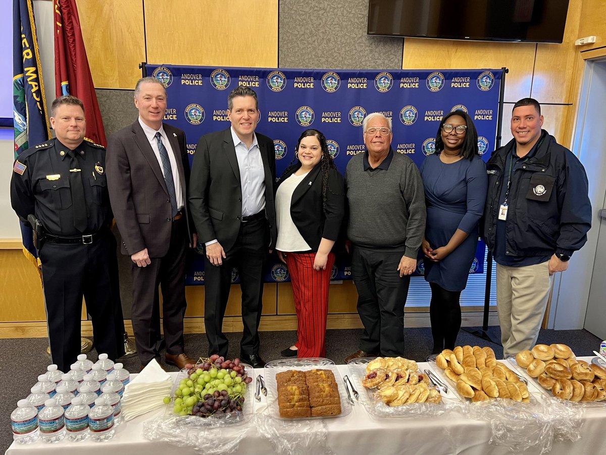 Essex County District Attorney Paul Tucker (@essexcountyda) on Twitter photo We can’t be bystanders; it takes everyone - including men - to fight violence against women. Thanks to the <a href="/YWCANEMA/">YWCA Northeastern MA</a> for hosting a panel discussion today <a href="/AndoverMassPD/">Andover Police</a>. We can’t be bystanders; it takes everyone - including men - to fight violence against women. Thanks to the <a href="/YWCANEMA/">YWCA Northeastern MA</a> for hosting a panel discussion today <a href="/AndoverMassPD/">Andover Police</a>.