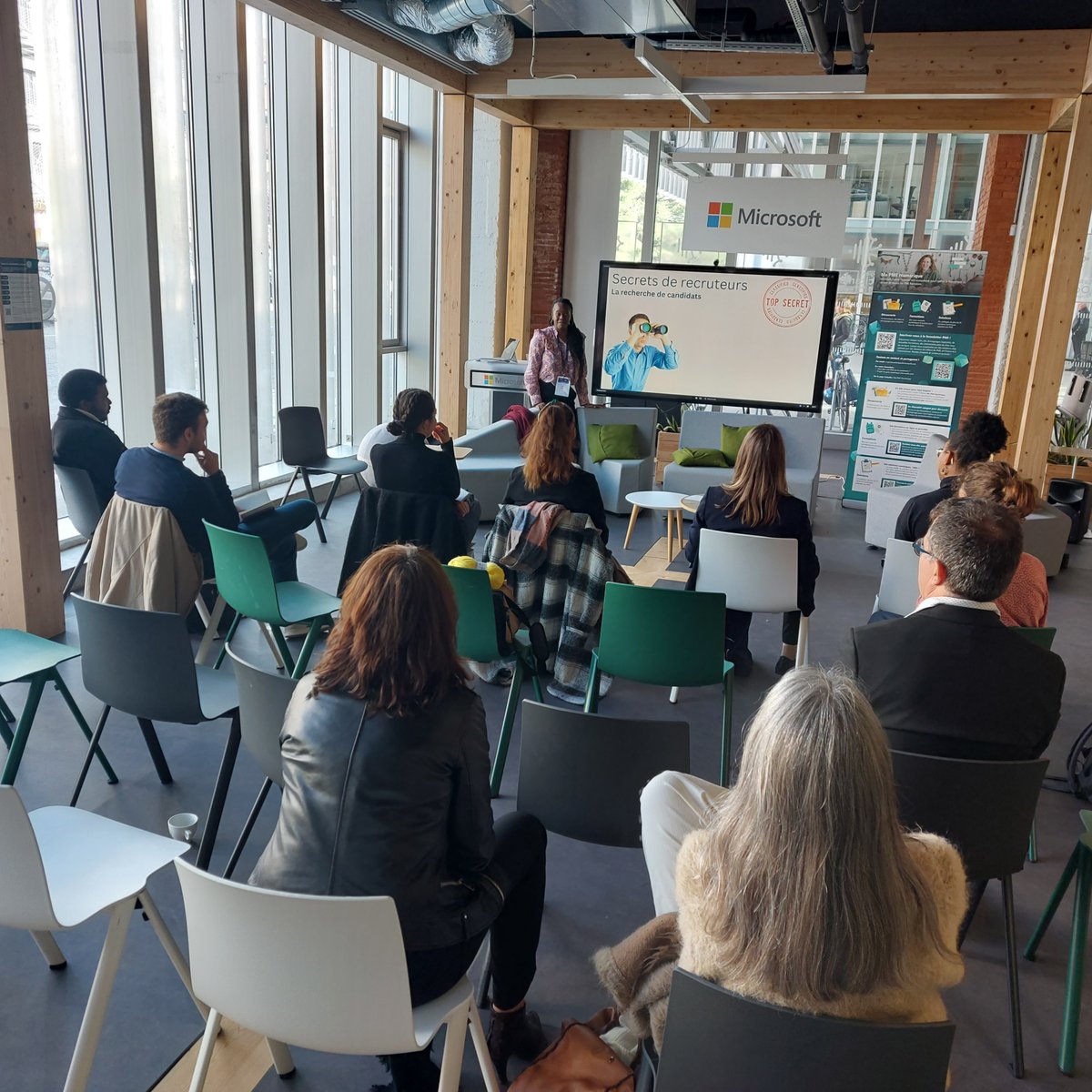 microsoftfrance's tweet photo. #AVousLaTech
Le 23, nous étions à Toulouse📍Etat des lieux du recrutement cette fois-ci en @Occitanie, atelier suite aux présentations et plus d'une vingtaine de nouvelles idées de solutions qui ont été évoquées 🤝 La tournée continue ! https://t.co/GCfi3OOfLr