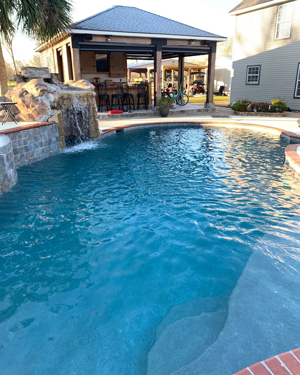 LucasFirminPool's tweet image. Is your beloved pool taking on a weather-beaten look? We can help with that! Our pool replaster and remodel services can make your pool the makeover it needs. #poolreplaster #poolremodel #swimmingpool #poolupgrade #poolcontractor #poolbuilder